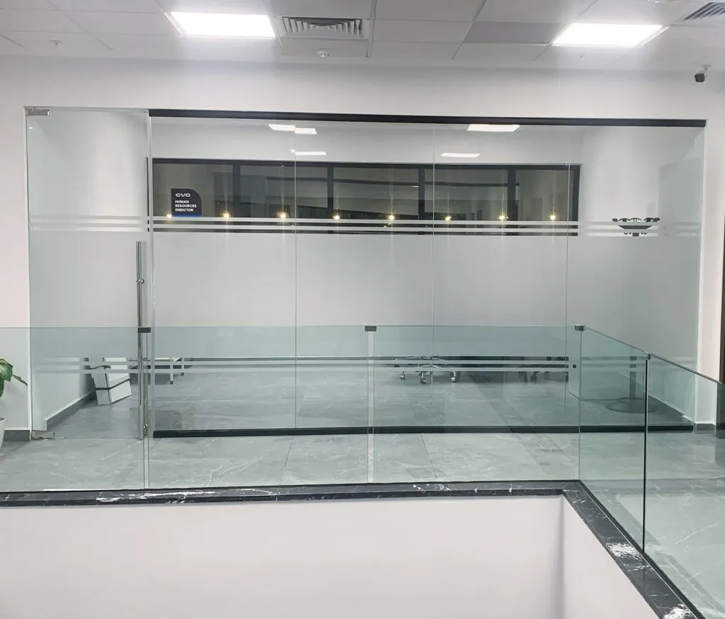 TFZ Sablage vitres à Tanger